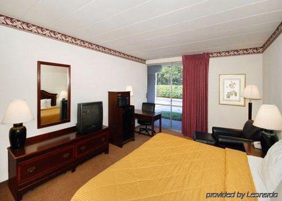 Quality Inn North Yellow Tavern Habitación foto
