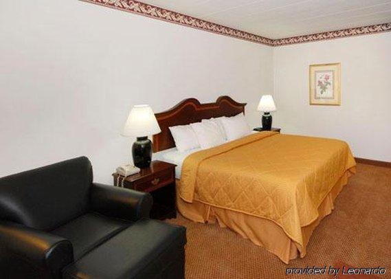 Quality Inn North Yellow Tavern Habitación foto